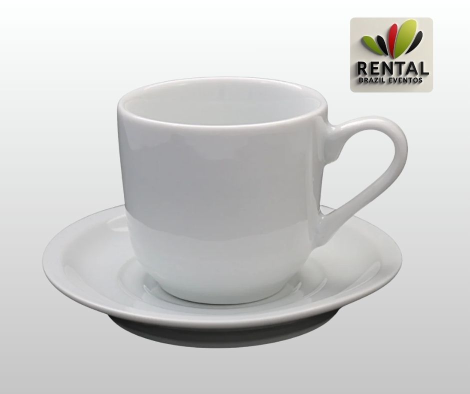 Aluguel de Xícara de Chá para Eventos Disponibilizamos xícaras de chá para locação, perfeitas para servir bebidas quentes com charme e elegância em casamentos, eventos corporativos, cafés coloniais e recepções especiais. Nossas xícaras são de porcelana branca, com pires, ideais para compor uma mesa refinada. ✔ Xícaras de chá com pires ✔ Porcelana branca – modelo clássico ✔ Itens higienizados e embalados com segurança ✔ Entrega em Embu das Artes, Cotia, Barueri, Taboão da Serra e Itapecerica da Serra Finalize seu evento com requinte com nosso aluguel de xícaras de chá. Solicite um orçamento rápido e sem compromisso!